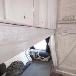 Holzspielhaus Tom Zierleiste